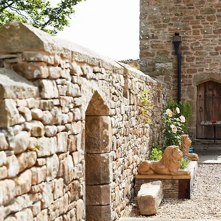 The Old Buttress At Rotherhope Towers Vakantiehuis